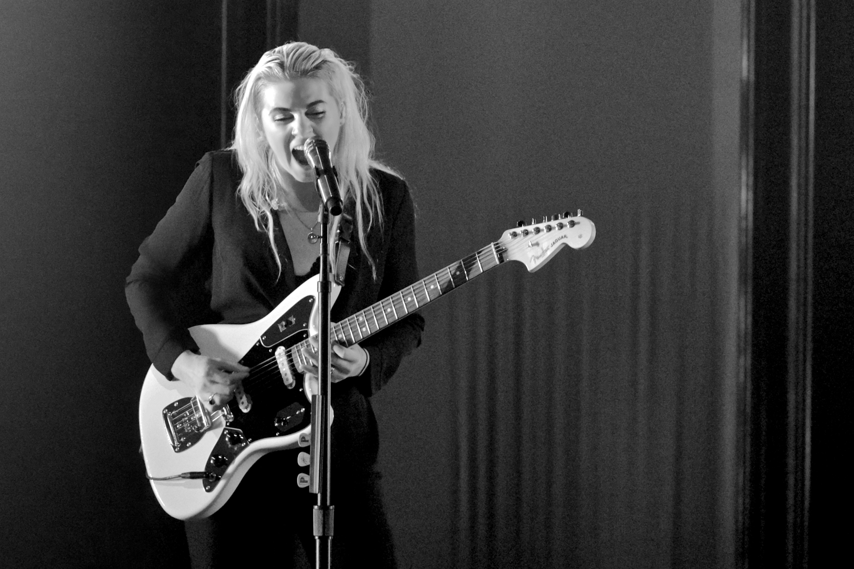 PVRIS
Electric Factory
Philadelphia, Pa
October 8, 2017

DerekBrad.com